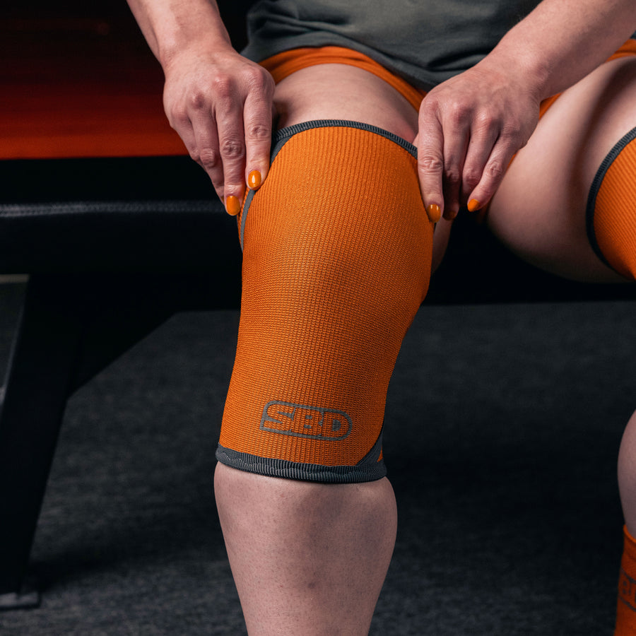 Powerlifting-Knee-Sleeves-Orange-02